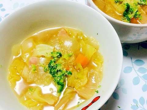 胃に優しい!あったかキャベツスープ